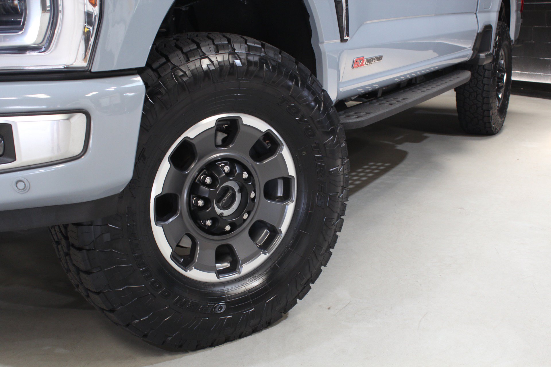 Used 2024 Ford F250 Platinum w/ Tremor Off-Road Package AWD/4WD image 22
