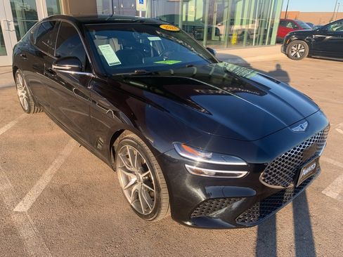 Used 2023 Genesis G70 2.0T image 8