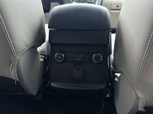 Used 2019 Ford Explorer XLT w/ Equipment Group 202A image 19