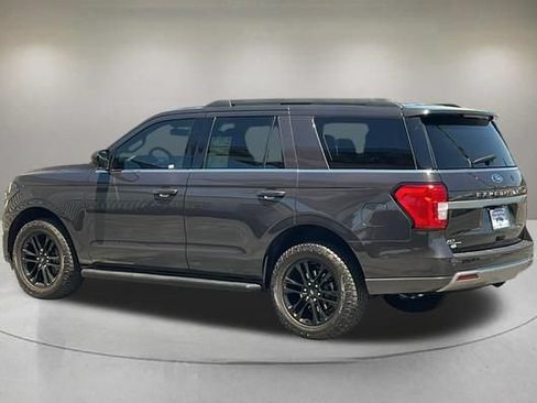 Certified 2024 Ford Expedition XLT RWD image 4