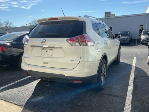 Used 2015 Nissan Rogue SL w/ SL Premium Package image 4