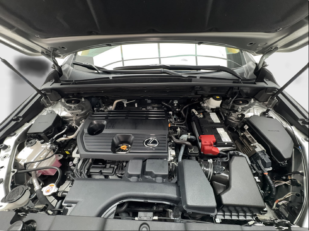Used 2025 Lexus NX 250 FWD w/ Towing Package (2000 Lbs) image 19