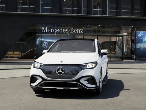 New 2026 Mercedes-Benz EQE 320 4MATIC SUV image 40