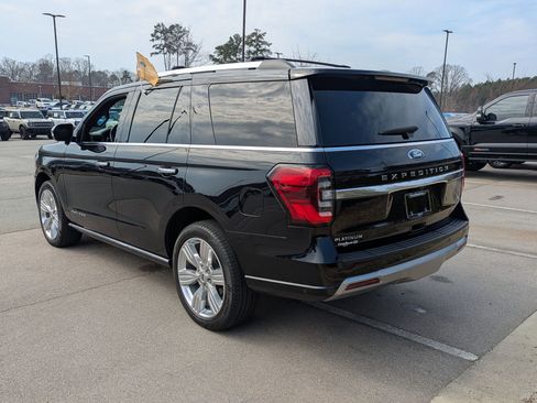 Certified 2024 Ford Expedition Platinum image 6