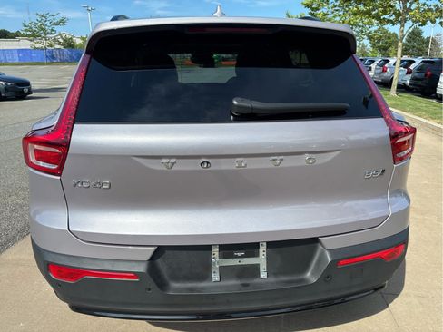 Used 2026 Volvo XC40 B5 Plus AWD/4WD image 49