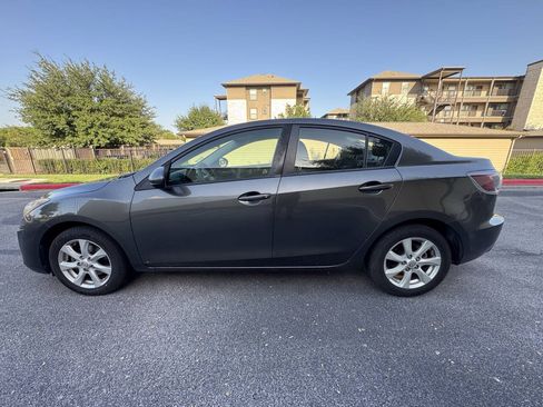 Used 2011 MAZDA MAZDA3 i Touring FWD image 4