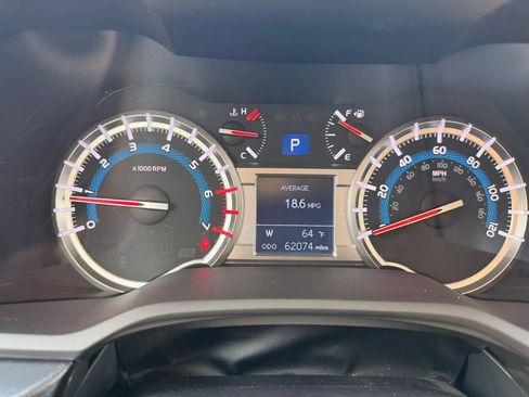 Used 2019 Toyota 4Runner SR5 Premium AWD/4WD image 35