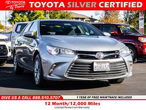 Certified 2017 Toyota Camry LE image 1