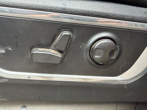 Used 2022 RAM 1500 Laramie image 8