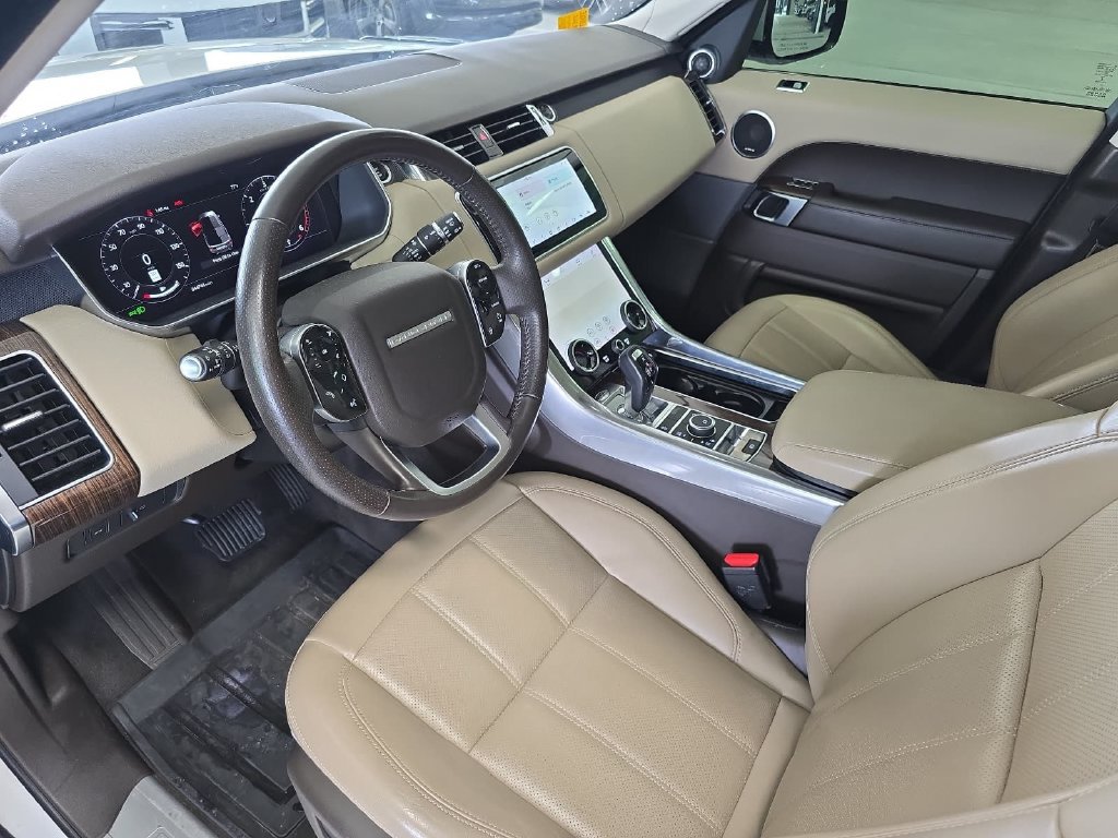 Used 2020 Land Rover Range Rover Sport HSE AWD/4WD image 4