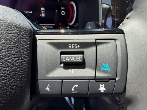 New 2026 Nissan Pathfinder SL AWD/4WD image 19