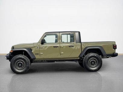 New 2026 Jeep Gladiator Sport