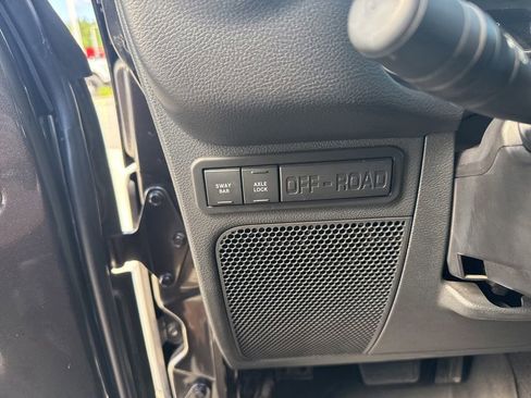 Used 2014 Jeep Wrangler Rubicon w/ Power Convenience Group AWD/4WD image 12