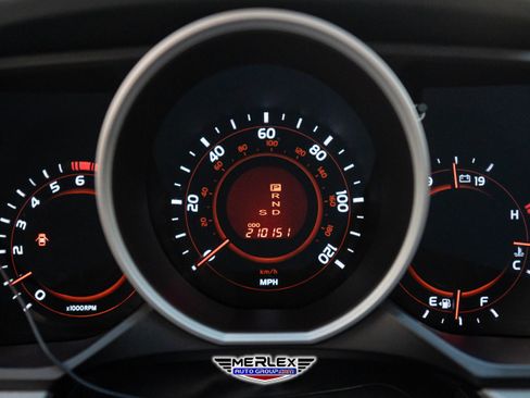 Used 2011 Toyota 4Runner SR5 image 29