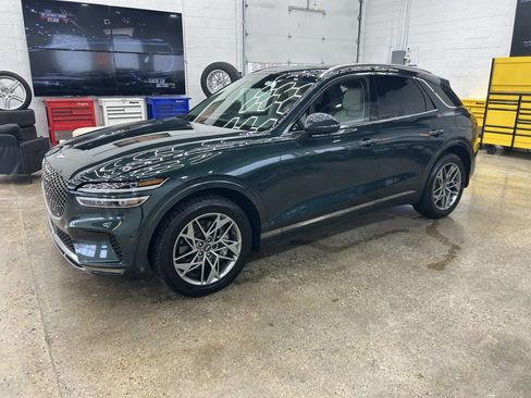 Used 2023 Genesis GV70 2.5T w/ Advanced Package image 2