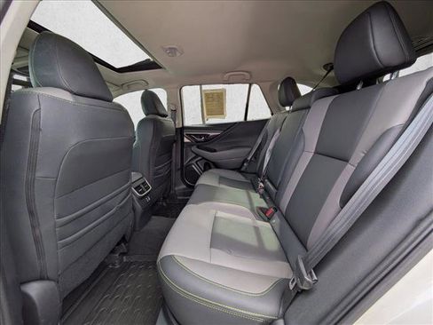 Used 2025 Subaru Outback Onyx Edition image 21