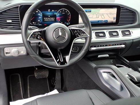Used 2025 Mercedes-Benz GLE 350 4MATIC image 18