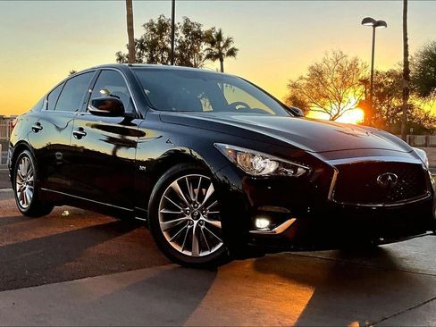 Used 2019 INFINITI Q50 Luxe image 2