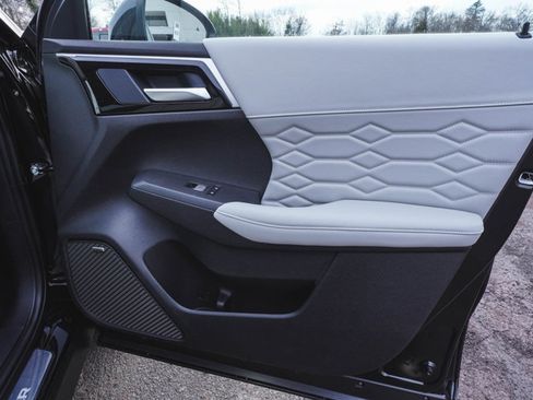 New 2026 Mitsubishi Outlander SEL AWD/4WD image 12