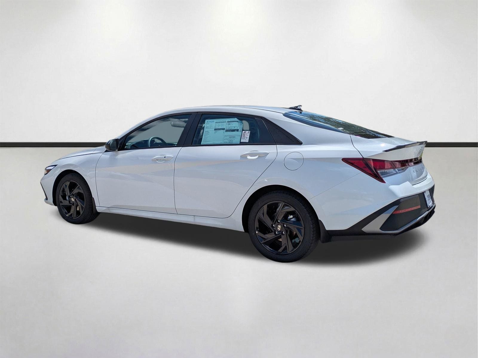 New 2026 Hyundai Elantra SEL Sport FWD image 7