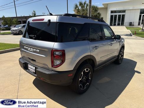 Used 2023 Ford Bronco Sport Outer Banks w/ Tech Package AWD/4WD image 11