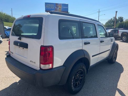 Used 2008 Dodge Nitro SXT image 4