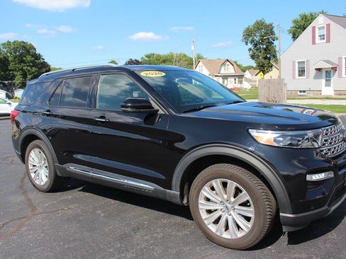 Used 2020 Ford Explorer Limited w/ Class III Trailer Tow Package AWD/4WD image 3