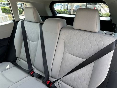 Used 2026 Toyota Corolla Cross L image 29