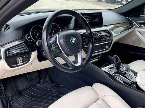 Used 2018 BMW 530e image 14