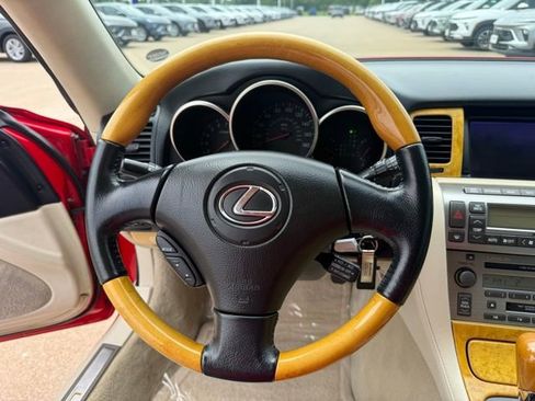 Used 2003 Lexus SC 430 Convertible RWD image 17