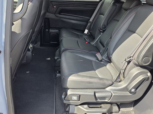 Used 2025 Honda Odyssey Sport-L image 7