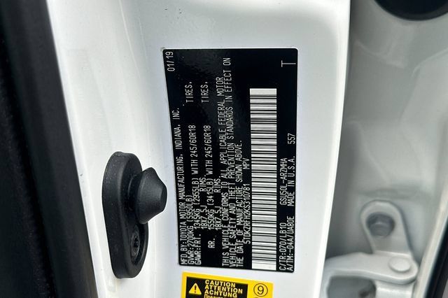 Certified 2019 Toyota Highlander XLE FWD image 36