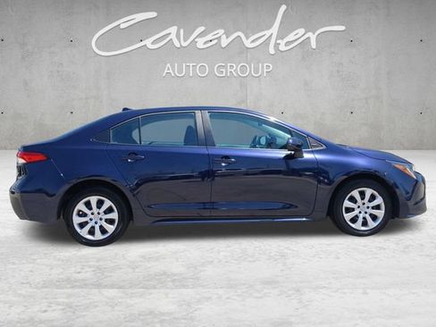 Used 2024 Toyota Corolla LE FWD image 17