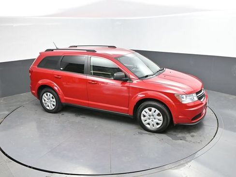 Used 2017 Dodge Journey SE w/ Flexible Seating Group FWD image 36