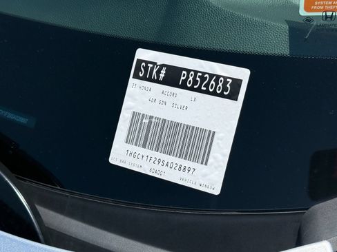 Used 2025 Honda Accord LX image 33