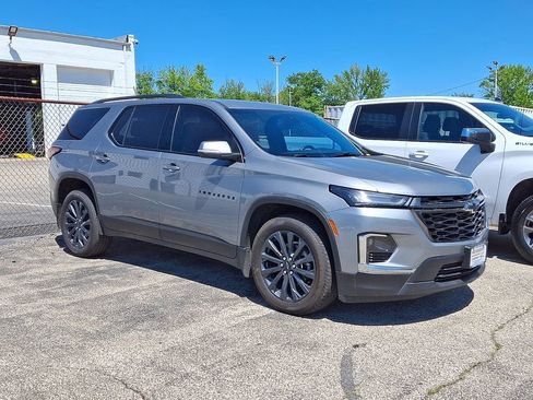 Certified 2023 Chevrolet Traverse RS w/ LPO, Floor Liner Package AWD/4WD image 6