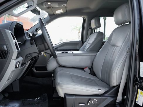 Used 2018 Ford F150 XLT w/ Equipment Group 302A Luxury image 19