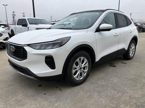 Certified 2023 Ford Escape Active w/ Tech Pack #2 image 2