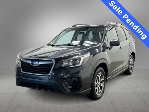 Used 2019 Subaru Forester Premium image 1