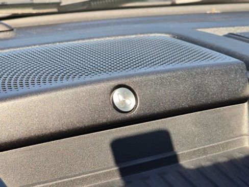 Used 2020 Ford F350 Lariat image 26