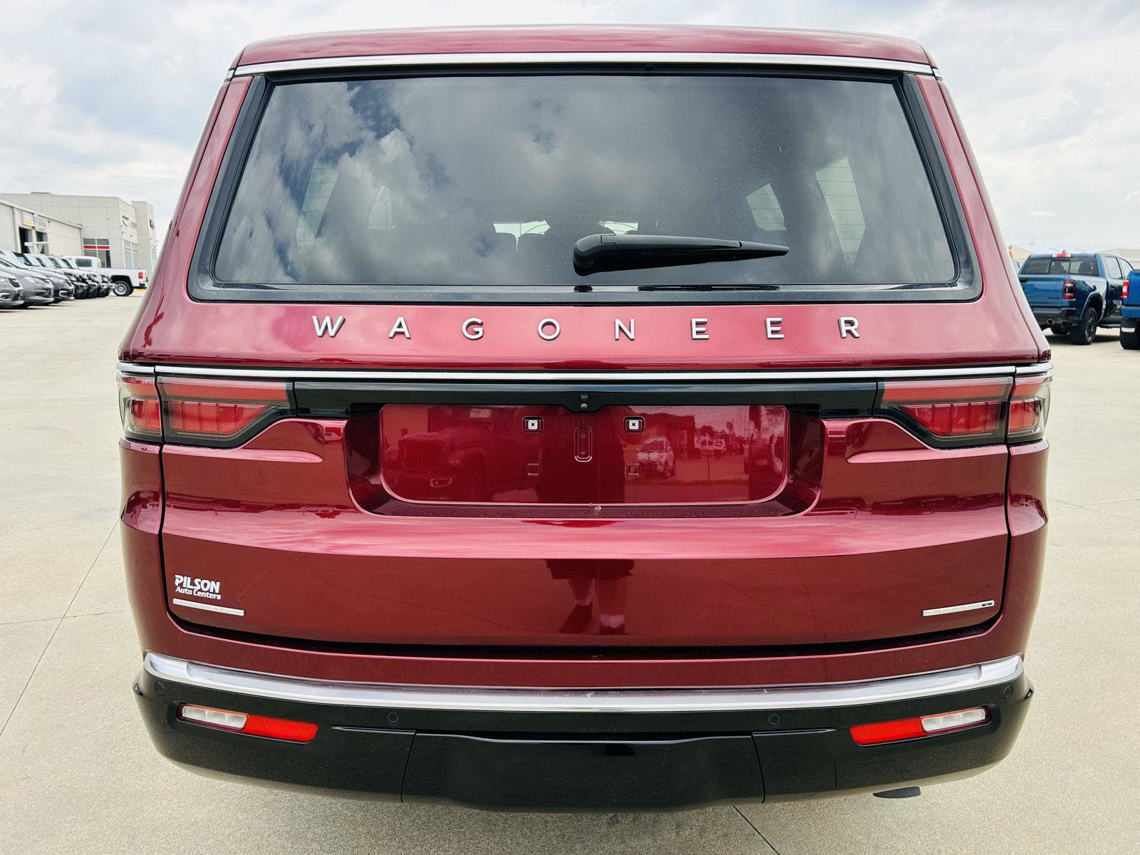 Used 2022 Jeep Wagoneer Series II w/ Premium Group I AWD/4WD image 43