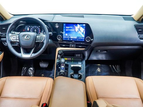 Used 2023 Lexus NX 350 AWD image 5