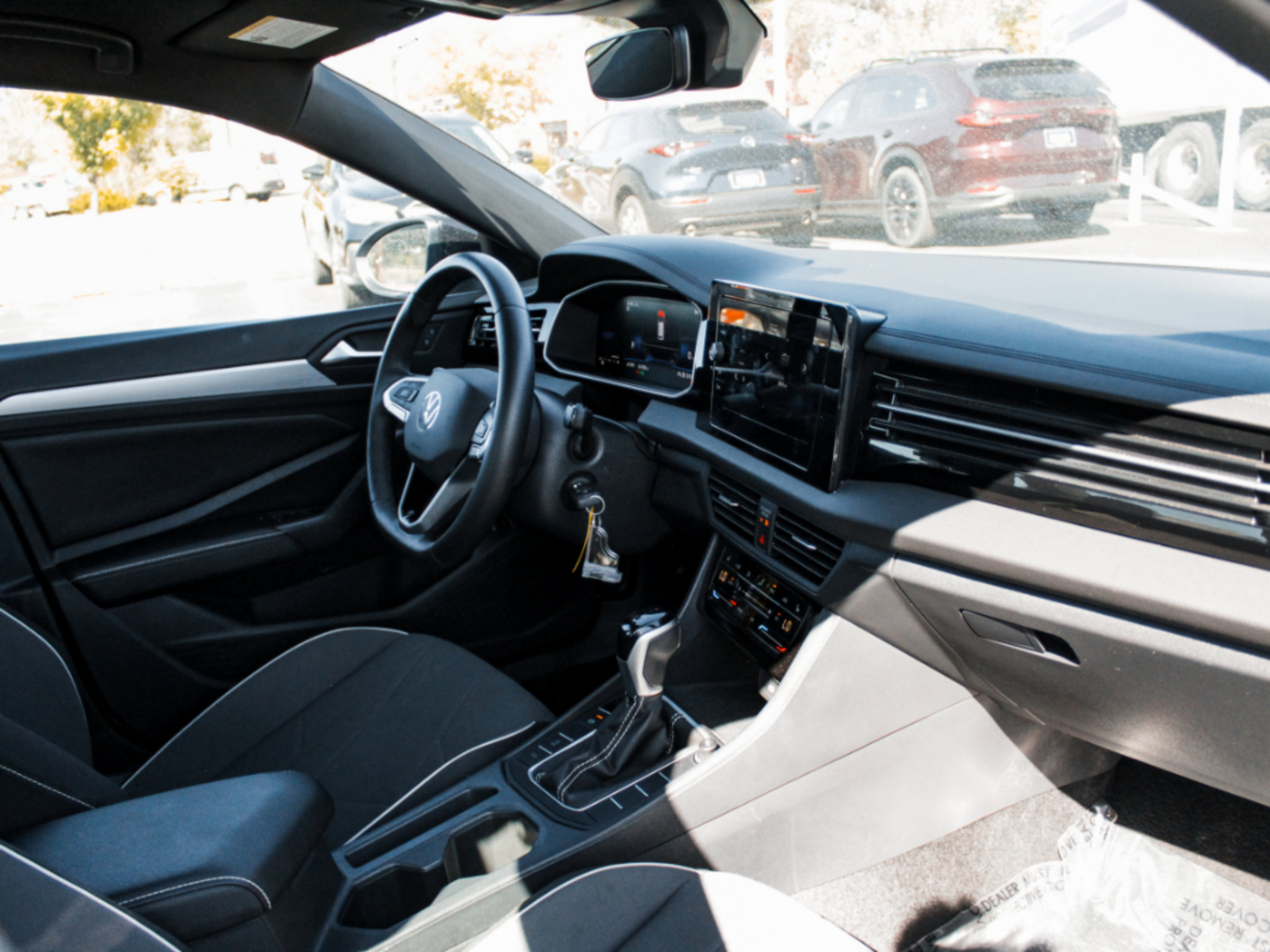 Used 2025 Volkswagen Jetta Sport FWD image 24