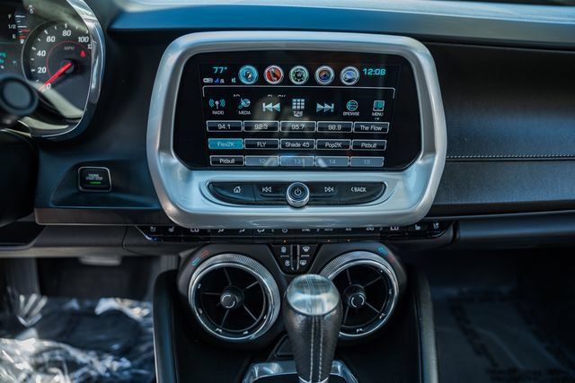 Used 2018 Chevrolet Camaro SS RWD image 23