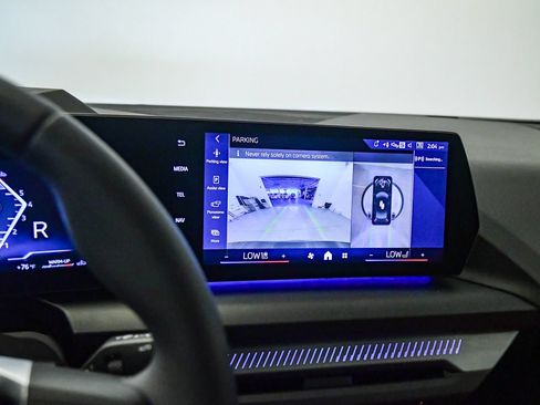 Used 2026 BMW 228i w/ Technology Package FWD image 21