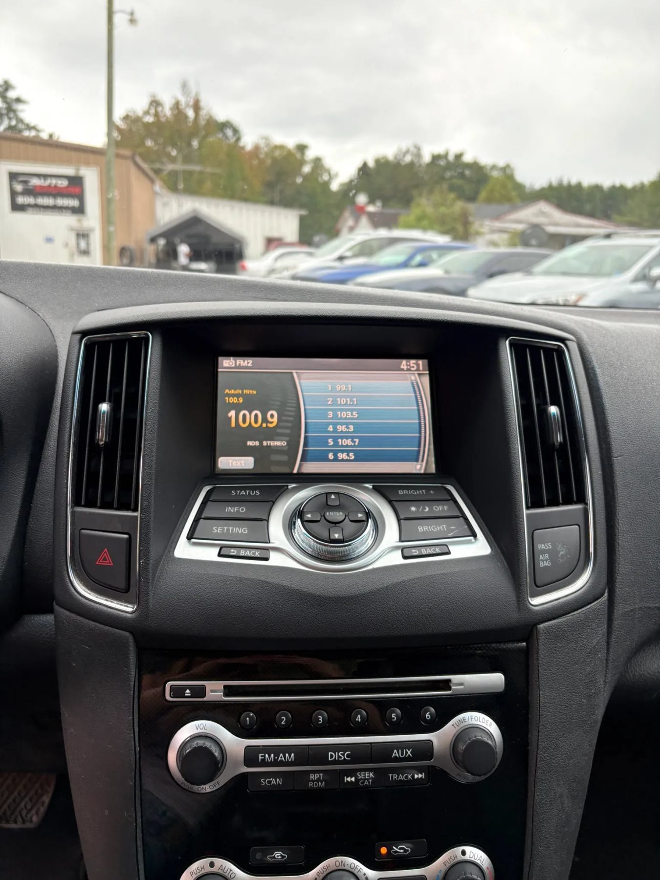 Used 2011 Nissan Maxima 3.5 SV w/ Monitor Pkg FWD image 18