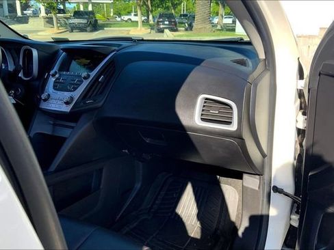 Used 2013 Chevrolet Equinox LTZ image 16