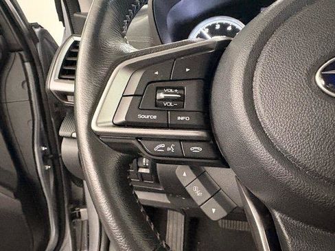 Used 2021 Subaru Forester Premium image 11
