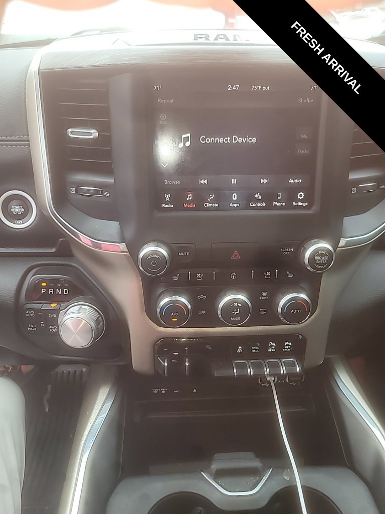 Used 2019 RAM 1500 Laramie AWD/4WD image 7