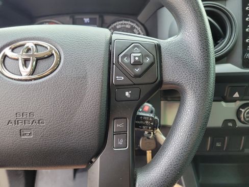 Used 2021 Toyota Tacoma SR w/ SR Convenience Package RWD image 15